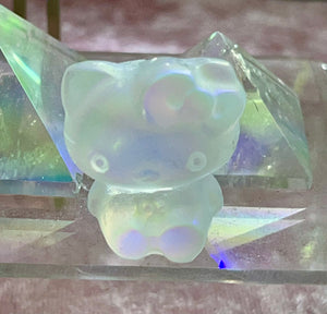 Self standing Hello Kitty B GRADE Angel Aura Quartz